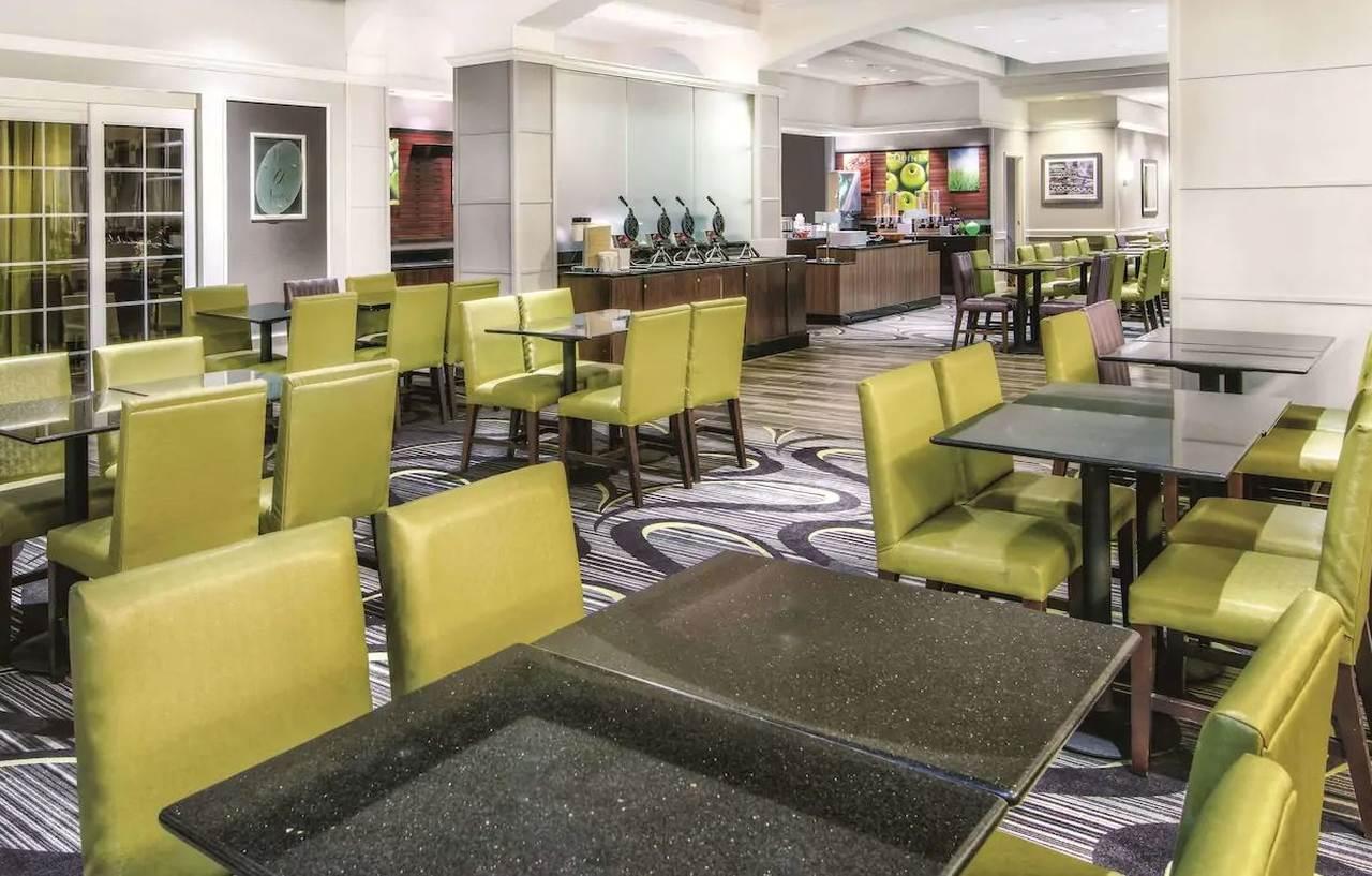 La Quinta Inn & Suites By Wyndham San Antonio Riverwalk Exterior foto