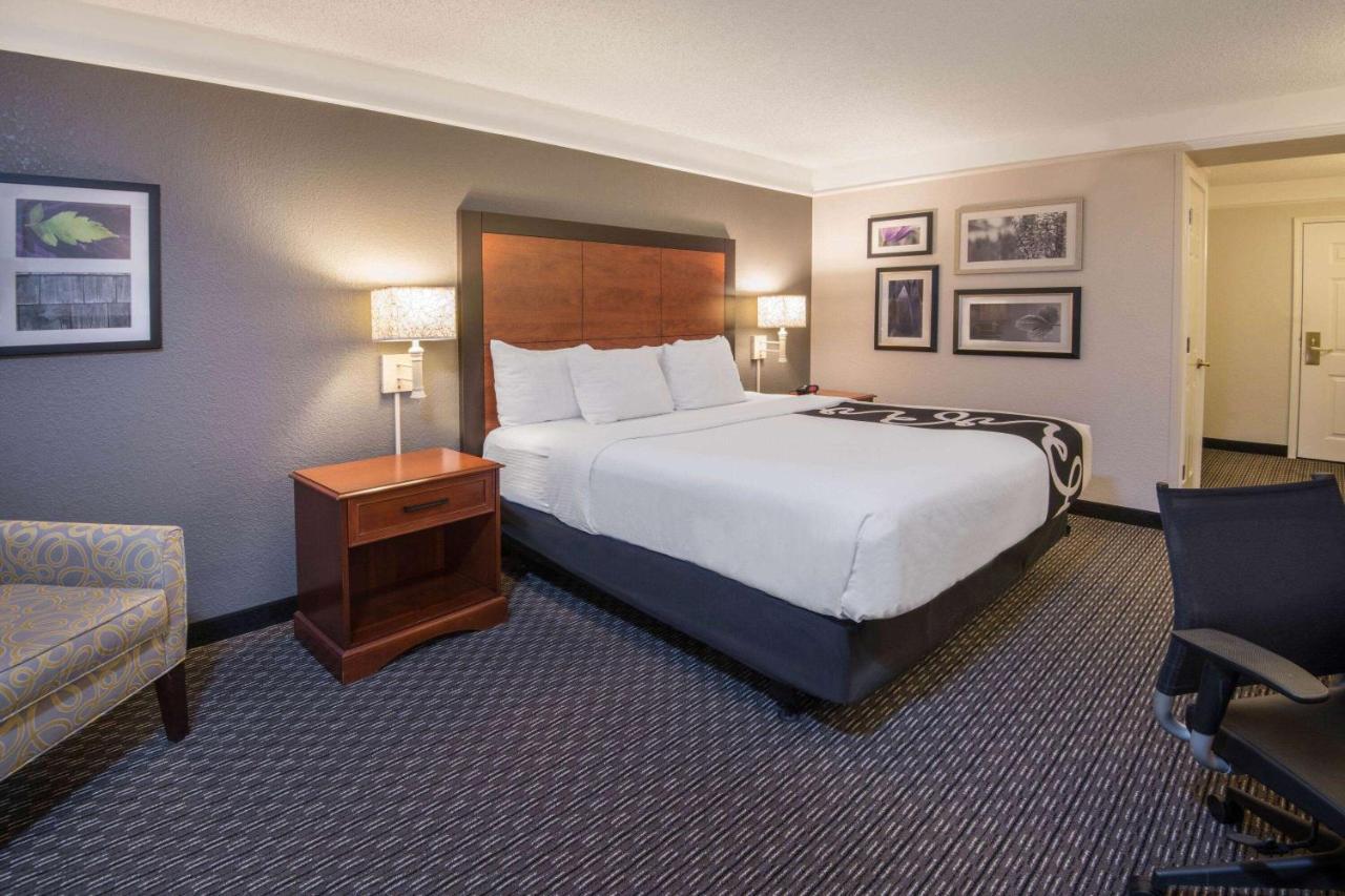 La Quinta Inn & Suites By Wyndham San Antonio Riverwalk Exterior foto
