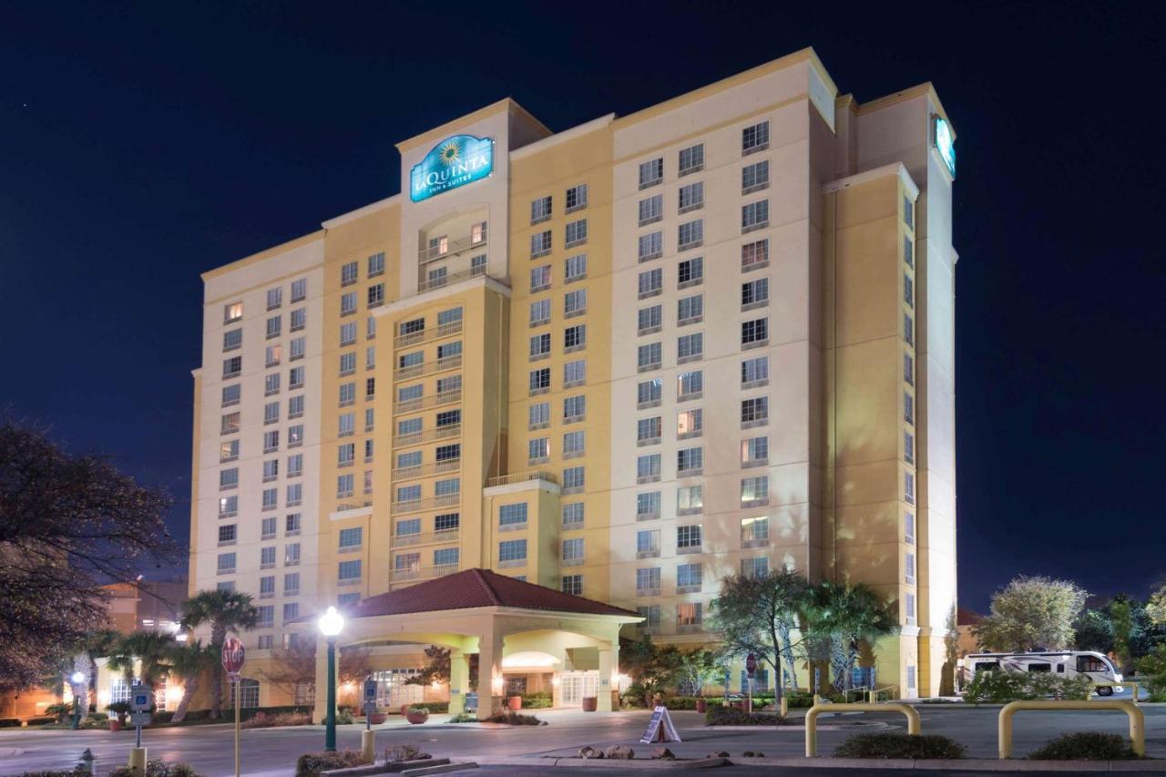 La Quinta Inn & Suites By Wyndham San Antonio Riverwalk Exterior foto